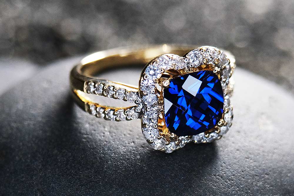 1000x667 post birthstone SEPT