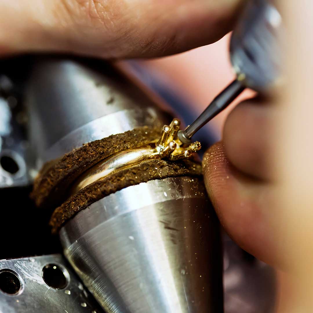 jewelry and watch repair svg%3E