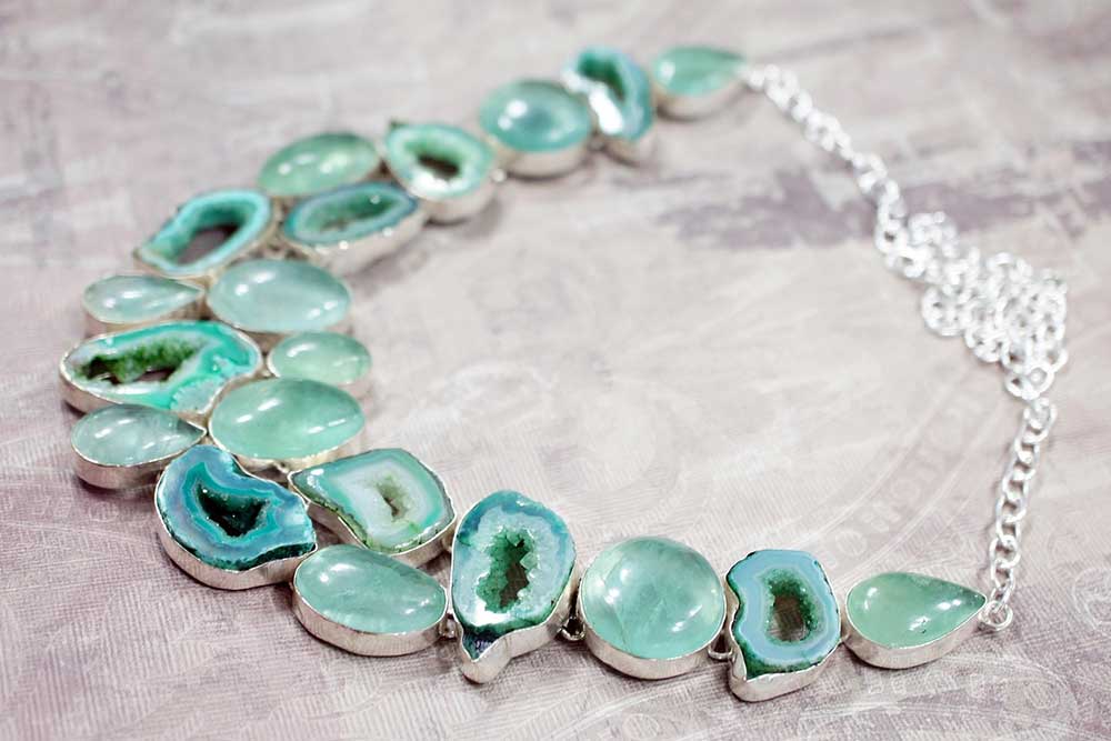 1000x667 post aquamarine