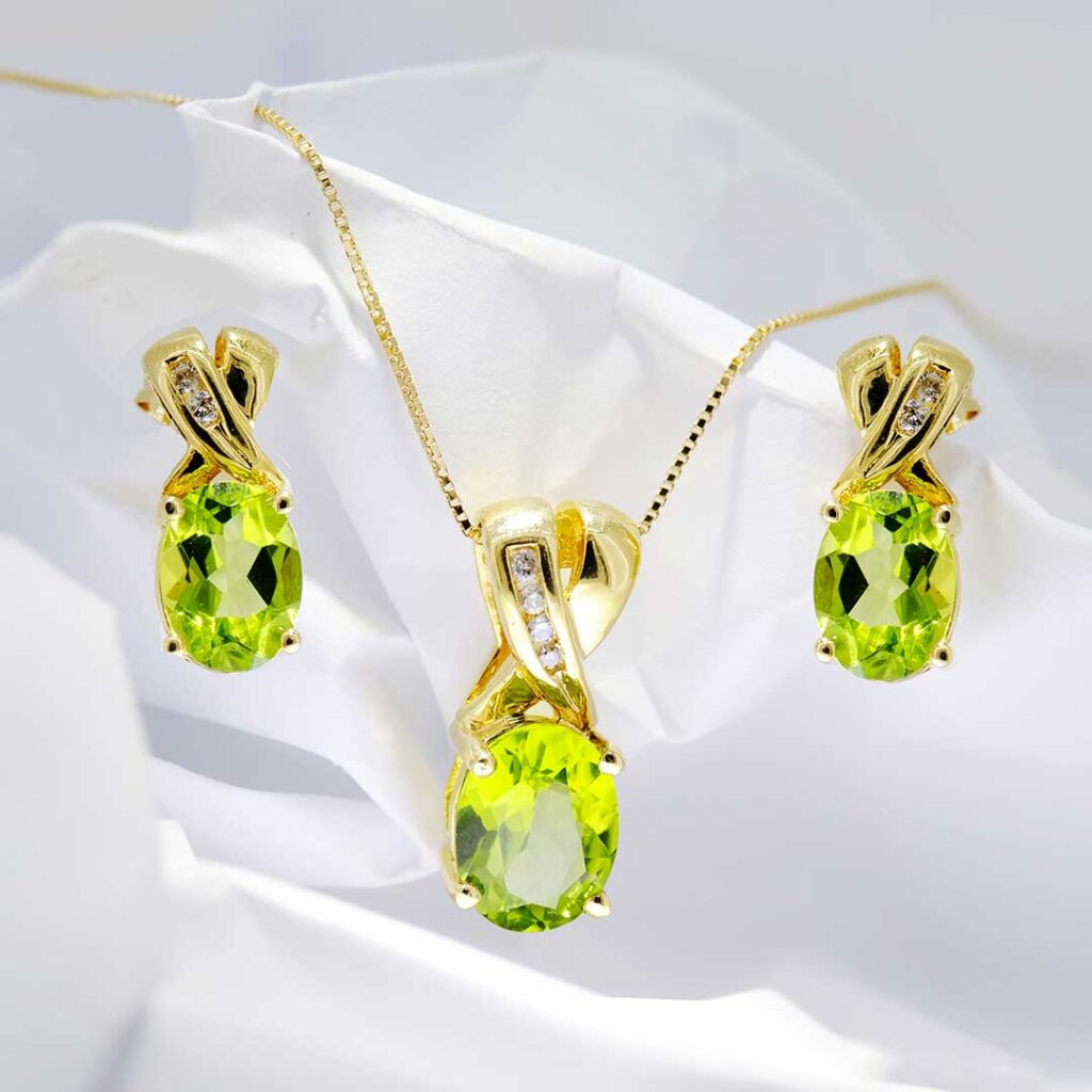 1080x1080 birthstone 02